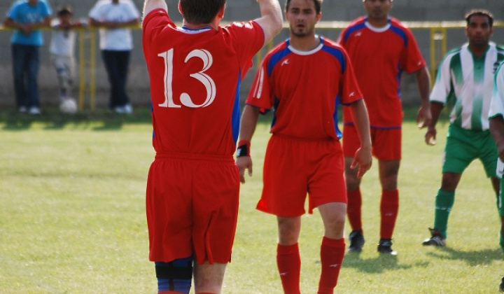 17. fotografia fotogalérie Odovzdanie trofeje a oslava postupu do V. ligy